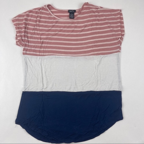 Rue 21 Womens Tshirt Pink White Blue Striped Small - Picture 2 of 7